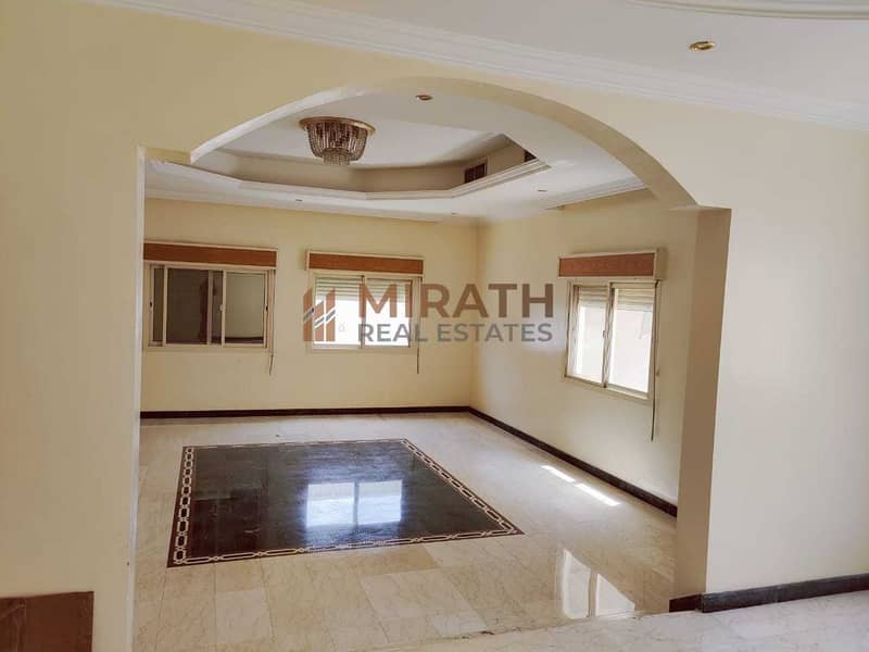 2 Beautiful Independent Villa with Private Garden