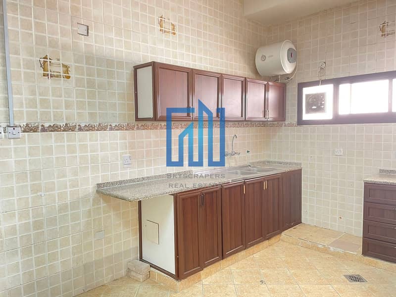 17 Spacious Commercial Villa with Balcony  |  Good Location