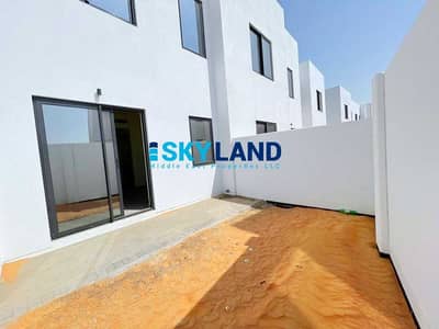 Studio for Rent in Al Ghadeer, Abu Dhabi - Brand New Studio Apt with Private Garden and Parking ! Studio for Rent in Al Ghadeer, Abu Dhabi - Brand New Studio Apt with Private Garden and Parking !