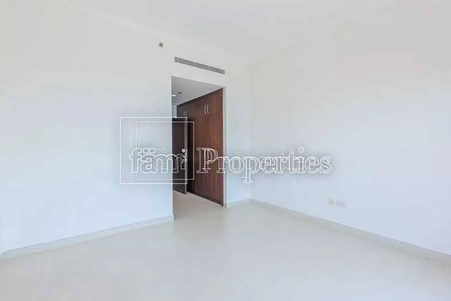 SPACIOUS RETAIL UNIT FOR RENT/SARAI THE PALM