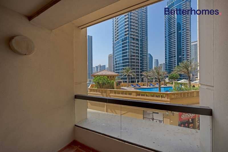 15 Pool View | Bright & Airy | Vacant on Transfer