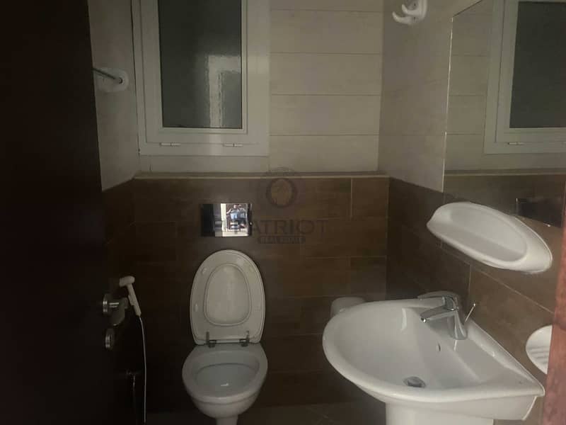 7 Spacious 1 Bed Room Flat in a Complete Residential Building.