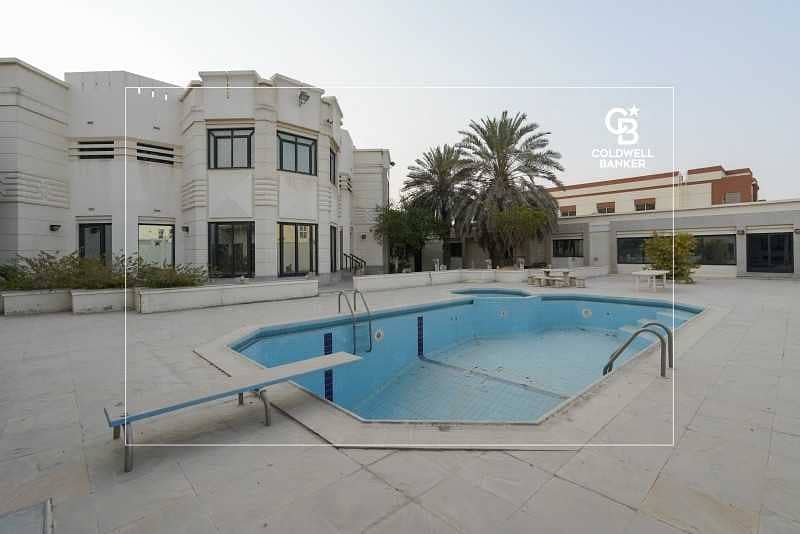 12 Luxury Mirdif Villa | Private Pool plus Cinema