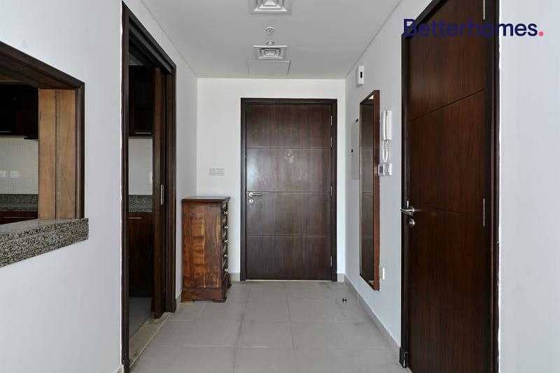 10 Large spacious stunning apartment located in the Paloma
