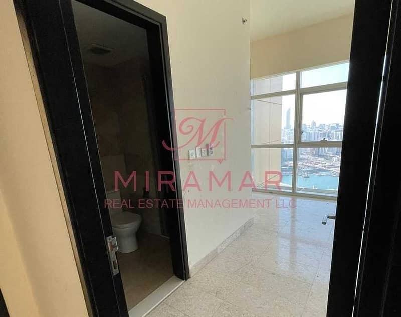 7 HOT FULL SEA VIEW!!! HIGH FLOOR!! LARGE UNIT! 2B+MAIDS!