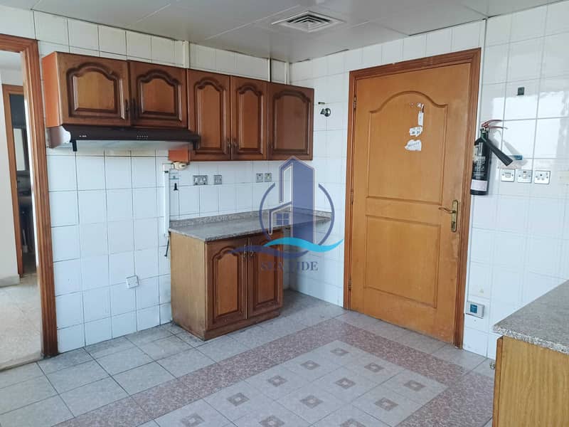25 Excellent 3 BR Apartment with Maids Room and Balcony