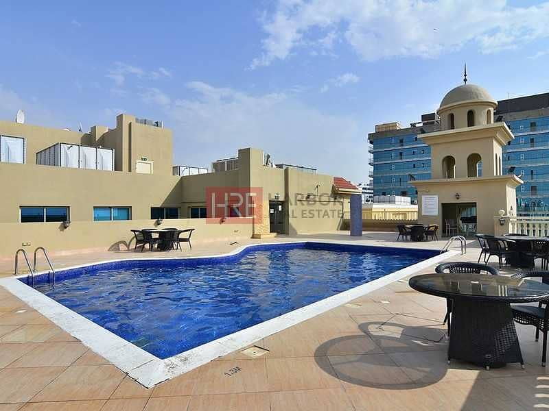 12 1 Month Free | Newly Refurbished 1 BR With Balcony