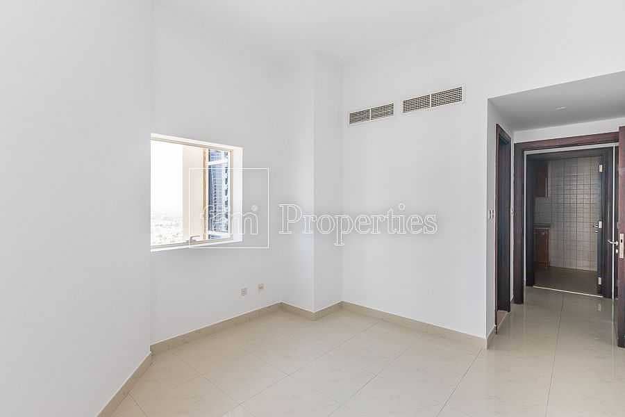 3 Newly Listed 3 Bedroom | Unfurnished | SZR View