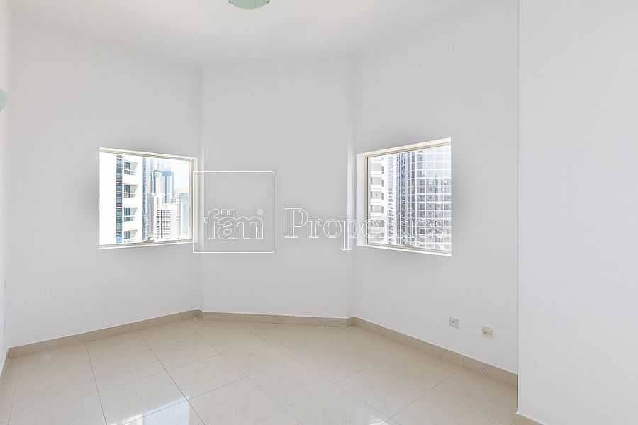 10 Vacant | Well maintained  | High Floor | SZR View