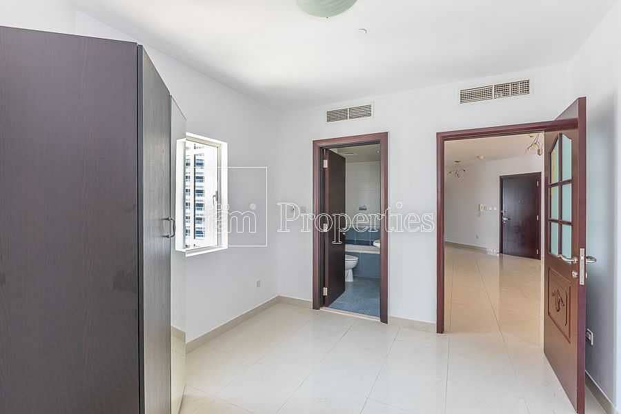 20 Vacant | Well maintained  | High Floor | SZR View