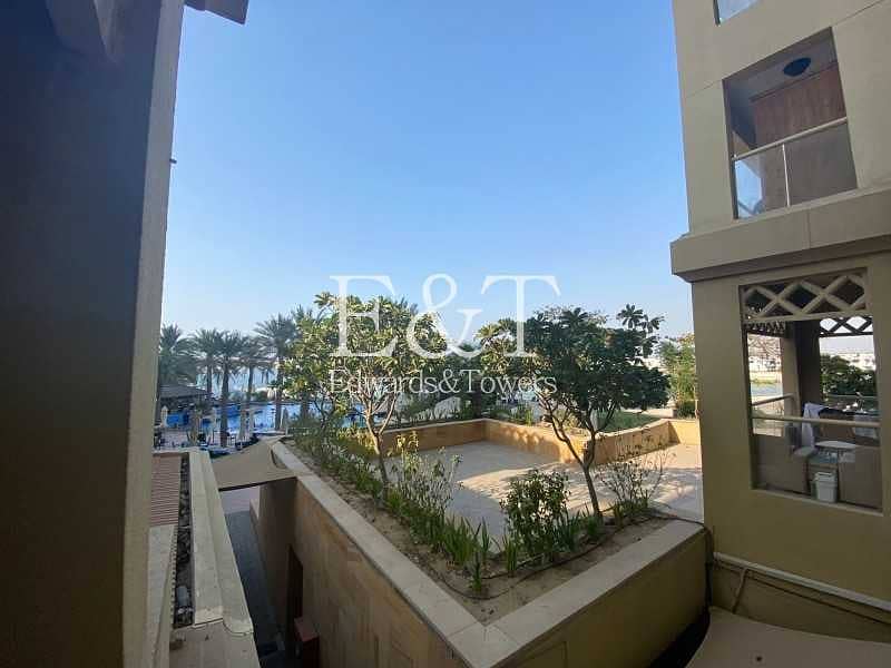 Vacant | Sea Views | Beach Access Vacant | Sea Views | Beach Access