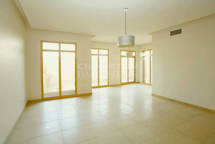 2 Exceptional Family Townhouse|Spacious|Facilities
