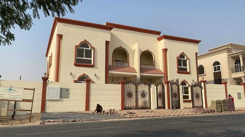 For sale villa in the Emirate of Sharjah, Al Hoshi area
