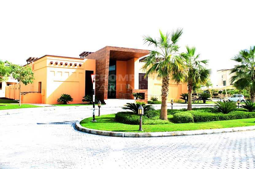 Modern Villa| Garden| Balconies| Great community Modern Villa| Garden| Balconies| Great community