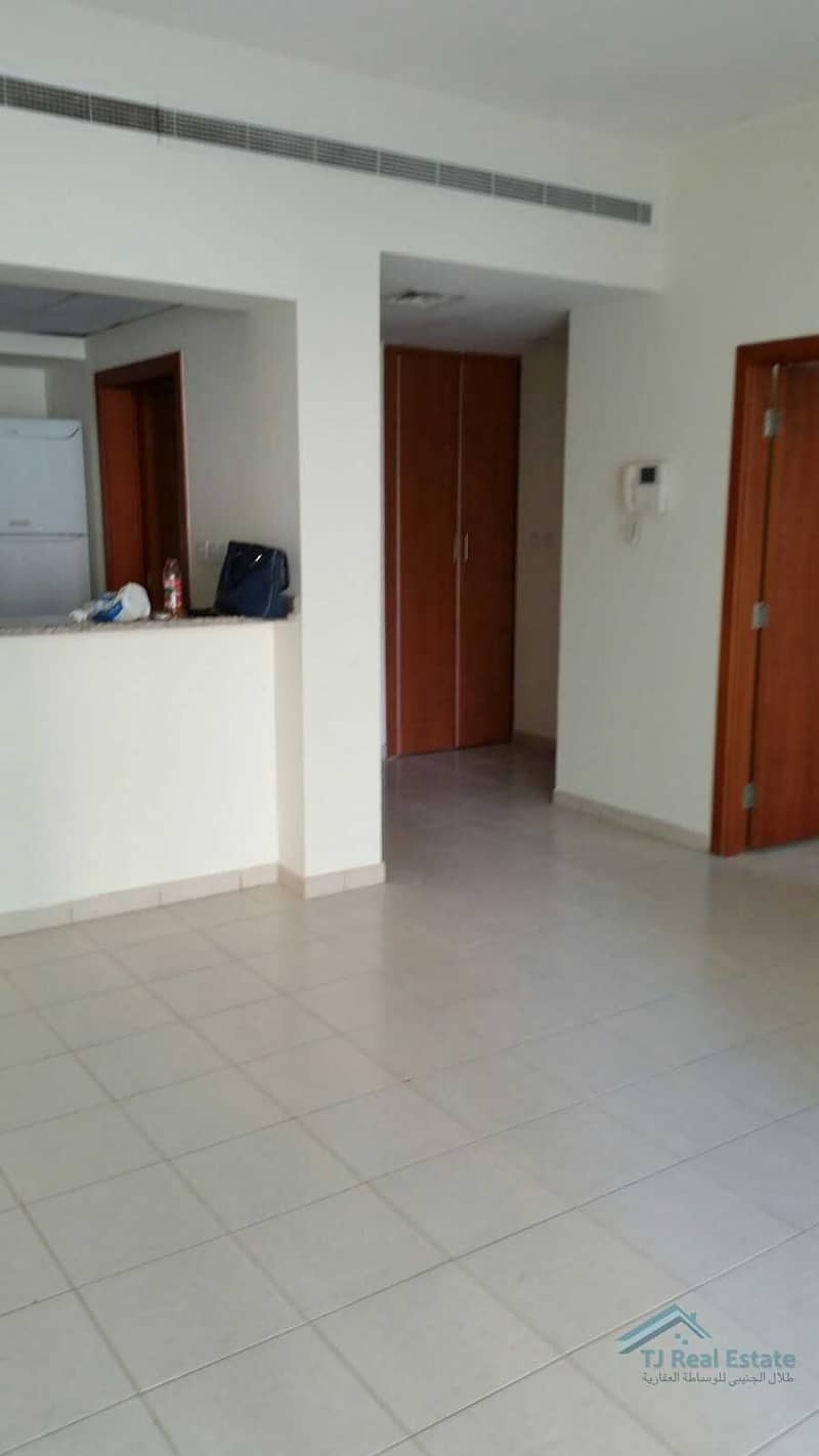 5 Ground Floor / Vacant Unit / with large Terrace in Al Dhafrah.