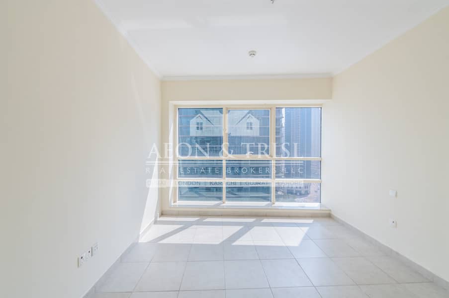 4 No Balcony | Marina View | Vacant | Bright Unit