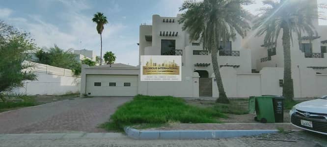 6 Bedroom Villa for Rent in Al Bateen, Abu Dhabi - Very Fantastic w/ Swimming Pool+Driver's RM 6 Bedroom Villa for Rent in Al Bateen, Abu Dhabi - Very Fantastic w/ Swimming Pool+Driver's RM