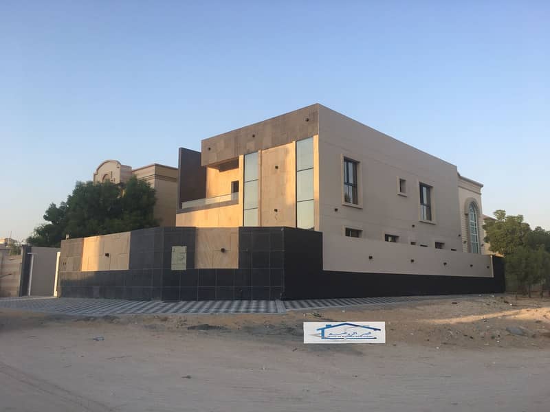 Villa with personal design and finishing in the Rawda area