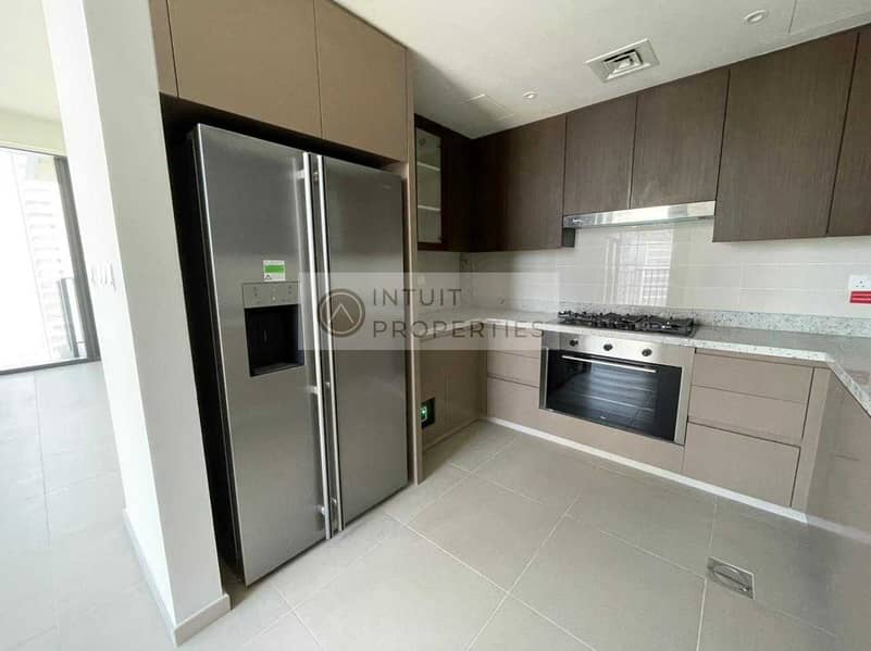 20 4 BR + Maids | High Floor | Spacious | Vacant Now