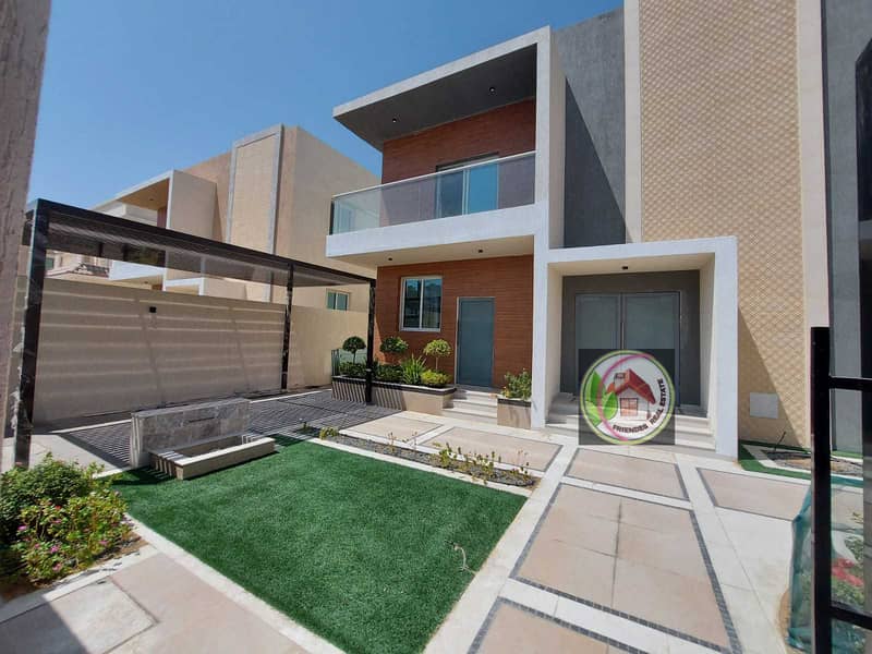 Modern villa for sale in a prime location in Ajman directly from the owner without down payment and the possibility of installments for a period of 30