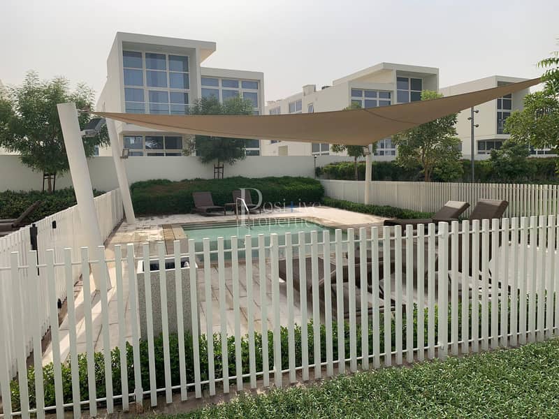 17 HOT DEAL | SINGLE ROW | POOL VIEW | VACANT