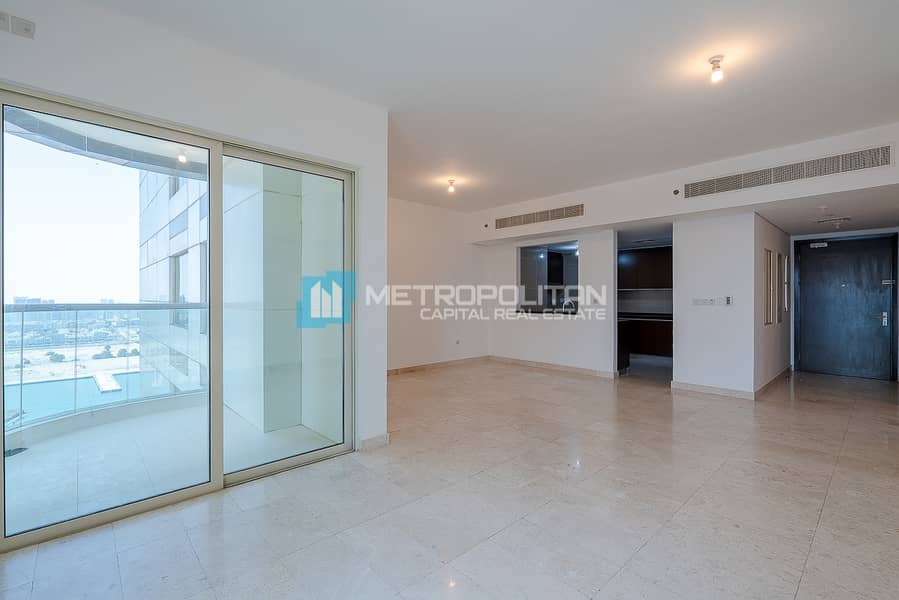 Best Family Home | High Floor | Balcony | Rented