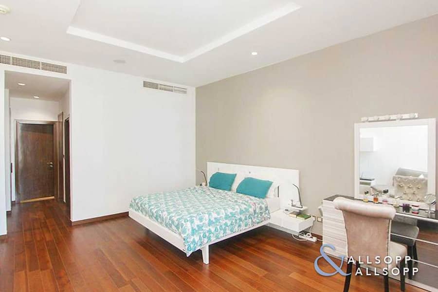 9 Exclusive | 3 Bed | Furnished | Upgraded