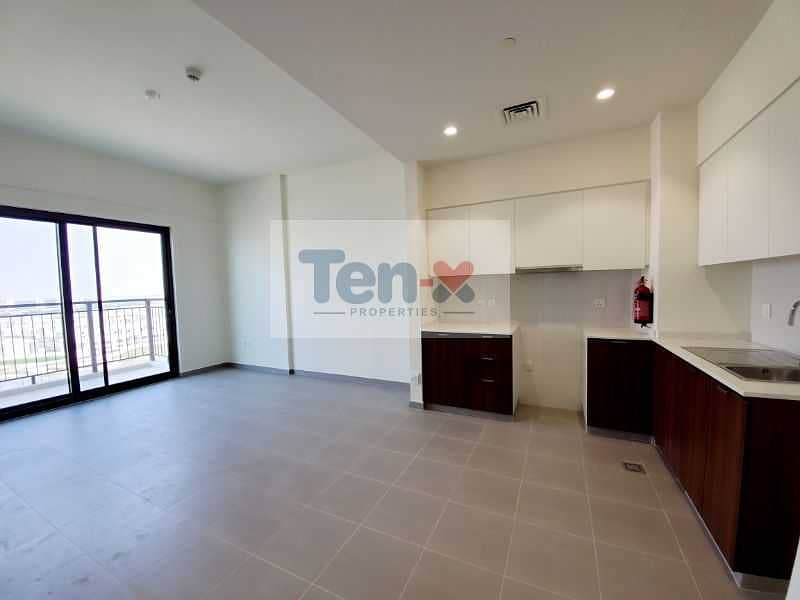 10 Specious 1BR Apt| Chiller Free| with Balcony