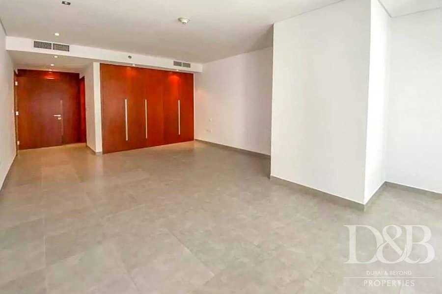 Spacious Layout | 1 Bedroom | Sea Views Spacious Layout | 1 Bedroom | Sea Views
