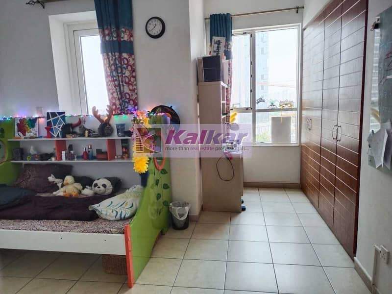 6 Spacious 2 bedroom | Furnished | Balcony