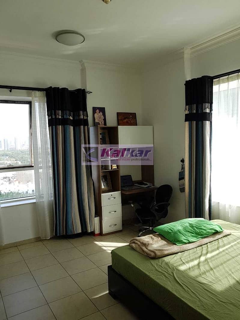 12 Spacious 2 bedroom | Furnished | Balcony