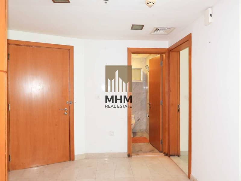 10 High Floor | Huge Layout| Marina View | Best Deal