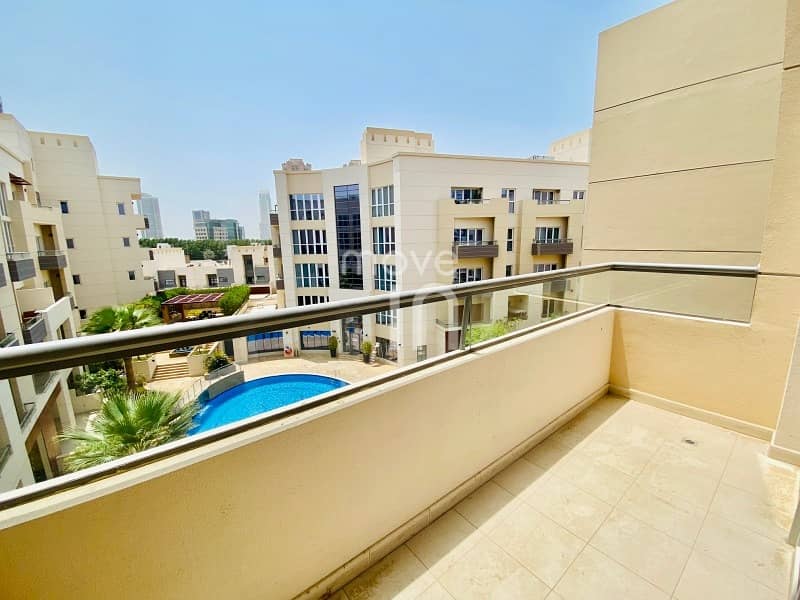 9 Superb Bright 1 Bed |Large Balcony | Pool Views