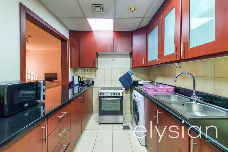 8 Fully Furnished 3 Bedroom | Low Floor | VOT