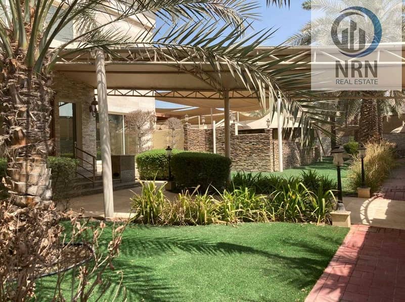 18 Independent Villa With Private Garden And Pool
