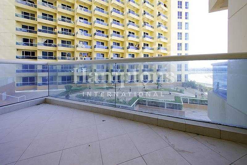 6 High Floor  Studio| Water View|Tenanted