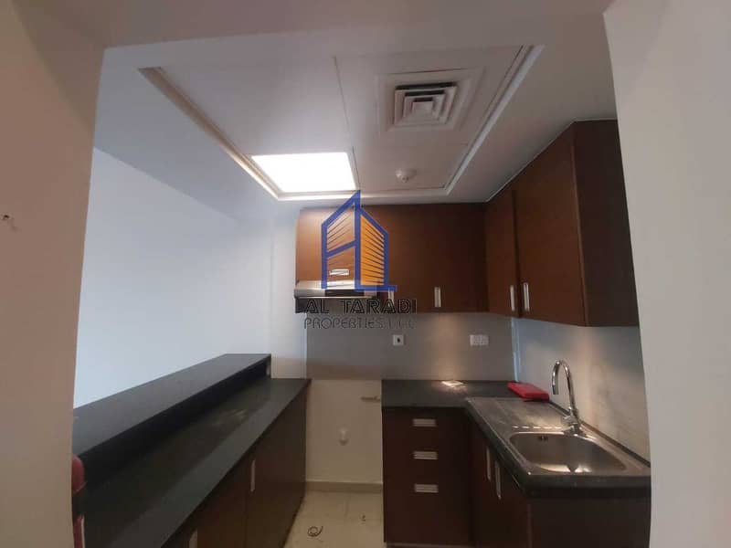 Luxurious 1 BR Apartment w/ Balcony /Best Deal /Ready to Move-in Luxurious 1 BR Apartment w/ Balcony /Best Deal /Ready to Move-in