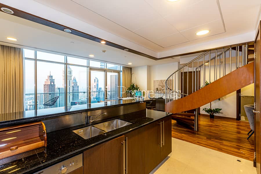 6 Duplex | Sheikh Zayed Road & Skyline View | Vast Living Space