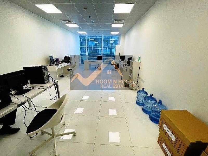 Chiller Free|440 Sqft |Un Furnished Office| Tamani Arts Tower| Business Bay