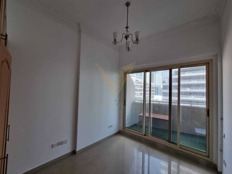 12 Near Metro | Vacant 1BR | Dubai Marina