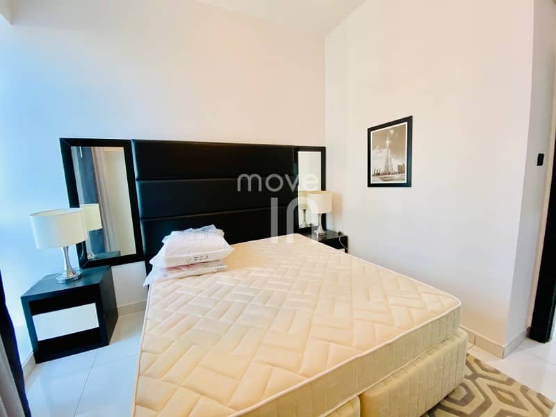 17 Stylish Furnished 2 Bed  - Vacant