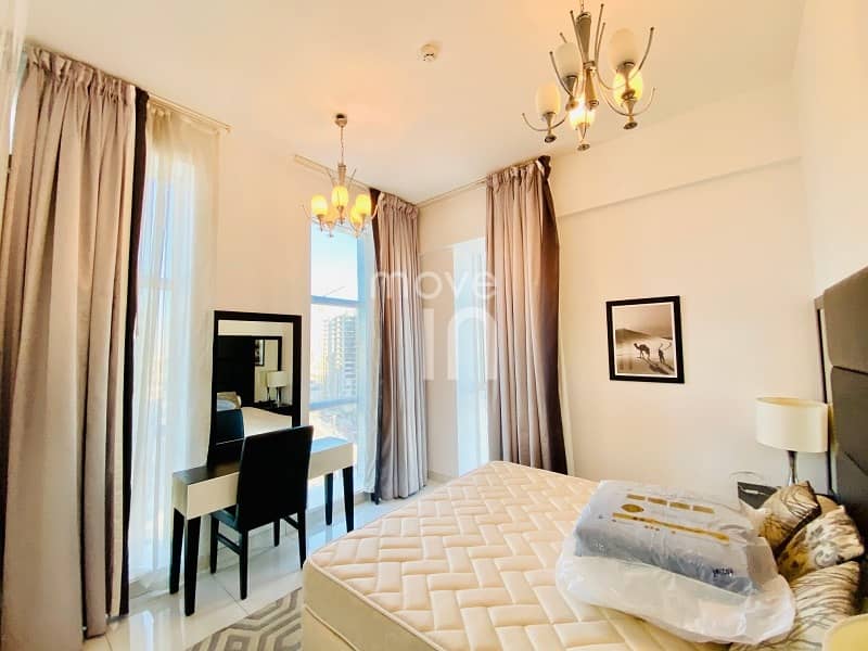 19 Stylish Furnished 2 Bed  - Vacant