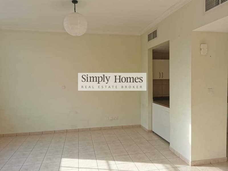 3 SPACIOUS STUDIO/ WITH BALCONY/ WELL MAINTAINED