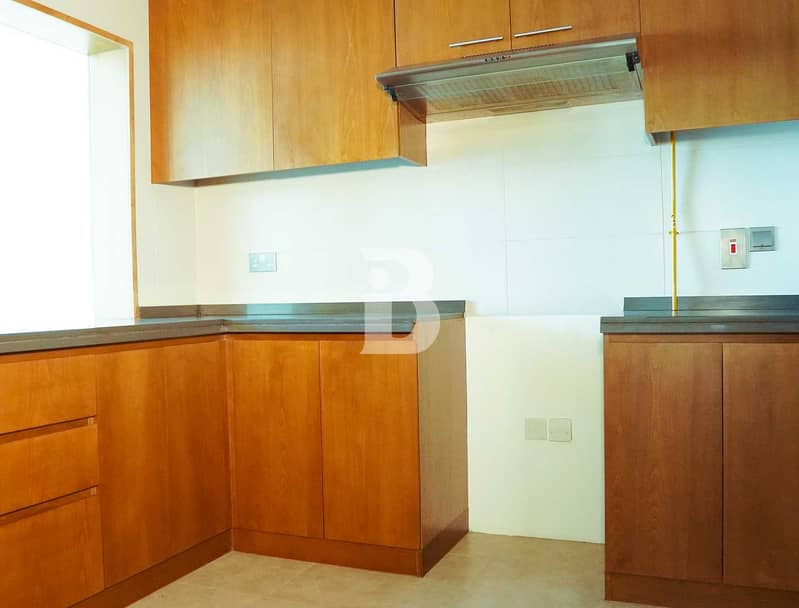 5 Excellent Quality 1 Bedroom Apartment with Balcony