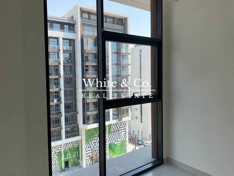 5 Mid Floor | Brand New | Ready To Move