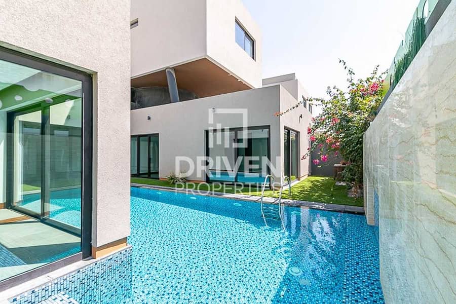 2 Contemporary | 3 bed Villa| with private pool