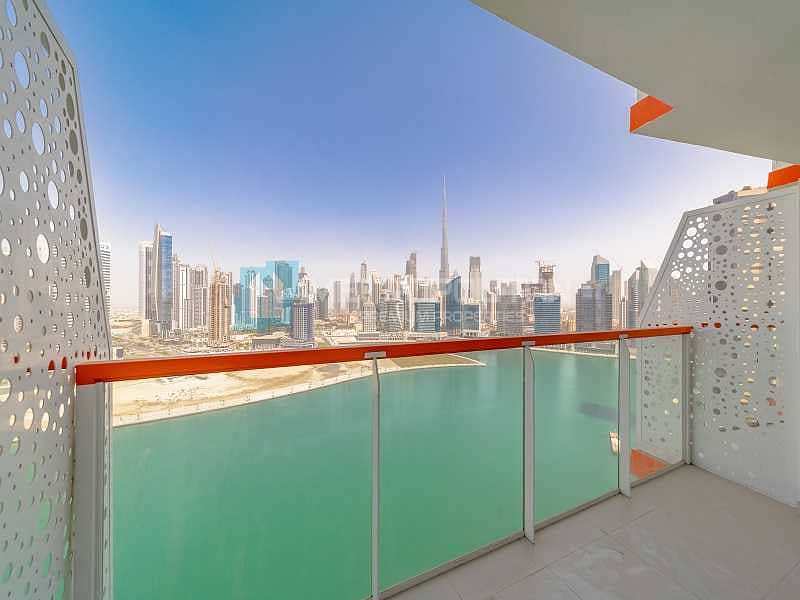 15 Canal and Burj View | Modern Unit | Large Balcony