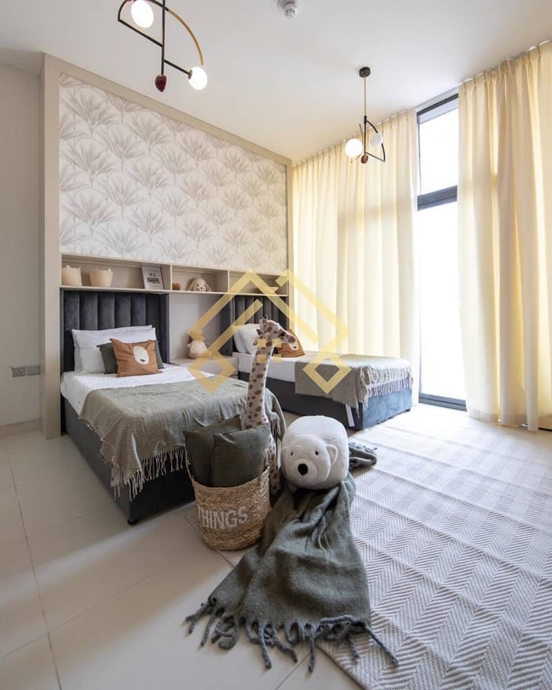 11 LUXURY FURNISHED | CONVERTIBLE TO 2 BEDROOM | PAY 20% AND MOVE IN