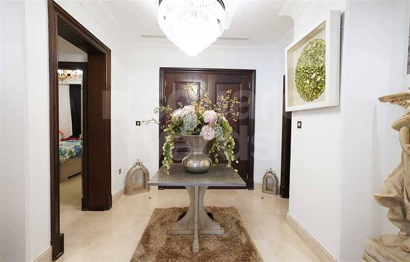 24 UPGRADED - TYPE 2 - LA AVENIDA  5 BED + MAIDS