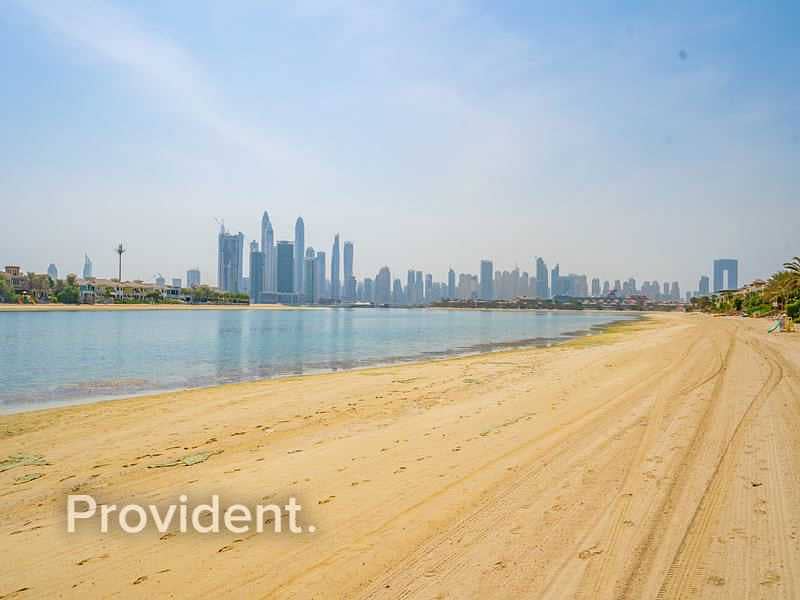 14 High Number | Vacant | Marina and Skyline View